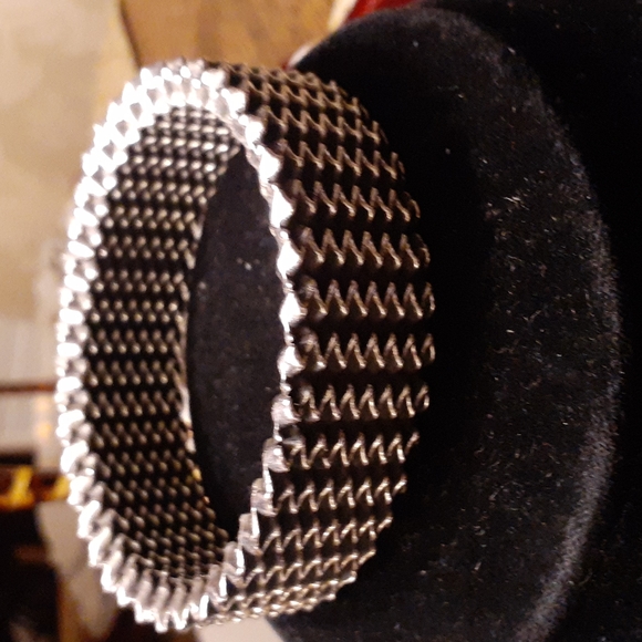 STERLING SILVER 925 ISRAEL TEXTURED STATEMENT BANGLE